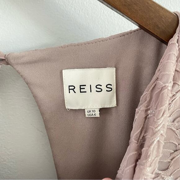 Reiss | Women’s Tatiana Beige & Gold Shimmer Dress Key Hole Scoop Cowl Neckline - Picture 4 of 15